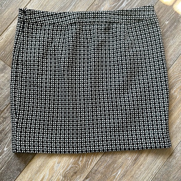 🛍️  perfect for winter or fall mini skirt 65% polyester 25% rayon and lining. - Picture 10 of 10
